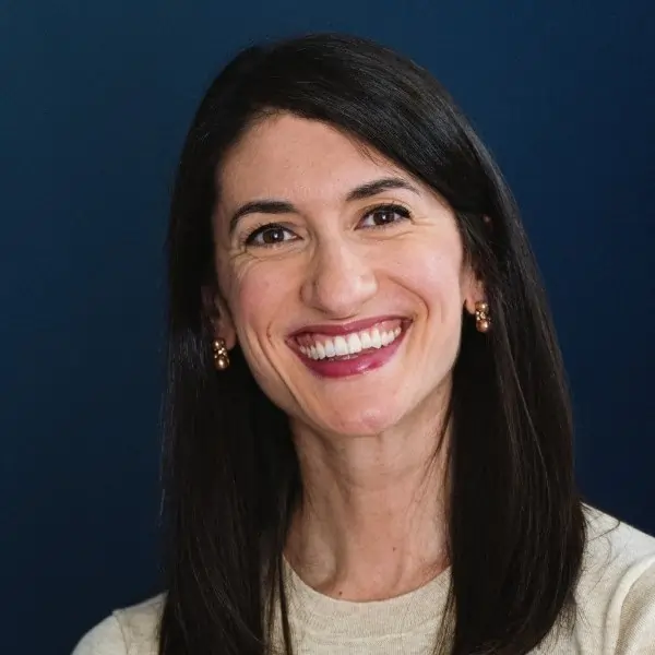 Nikki Bruce Headshot